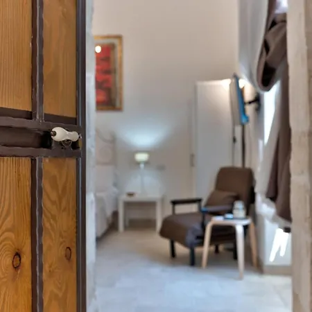 Gimi B * Ostuni
